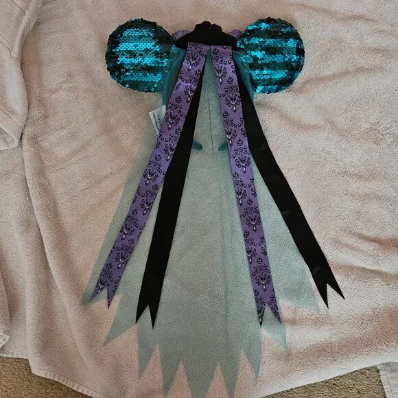Minnie Mouse Main Attraction Haunted Mansion Minnie Ears - Picture 4 of 4